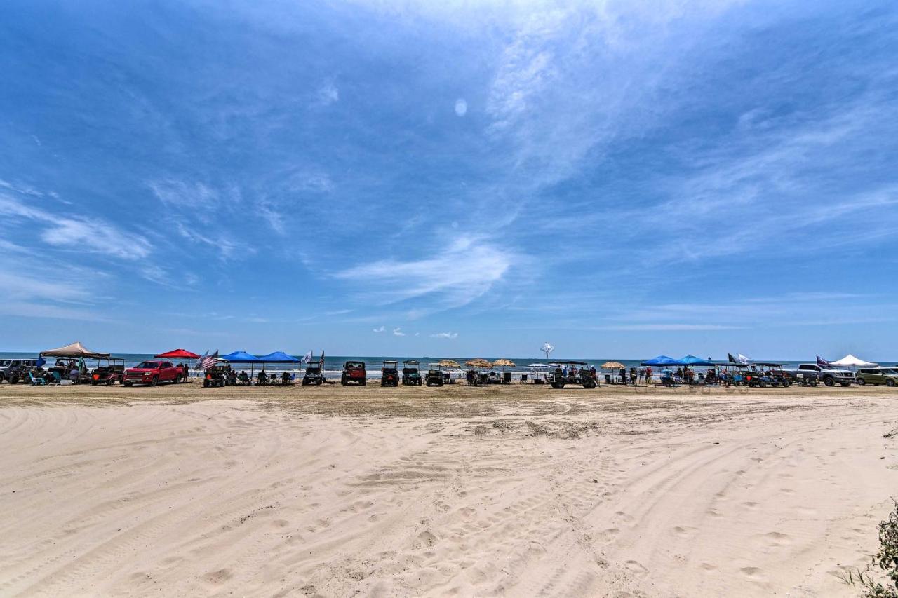 Вілла Chic Crystal Beach Escape With Deck - Walk To Beach! Bolivar Peninsula Екстер'єр фото